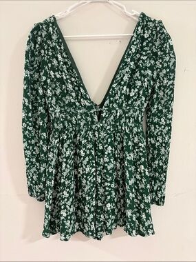 Lulus Floral V-Neck Long Sleeve romper Small
